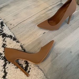 Chestnut colored pumps